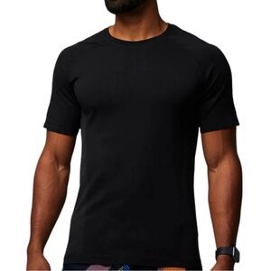 NWT FABLETICS Men’s The Training Day Black Tee Short Sleeve Round Neck Size XL